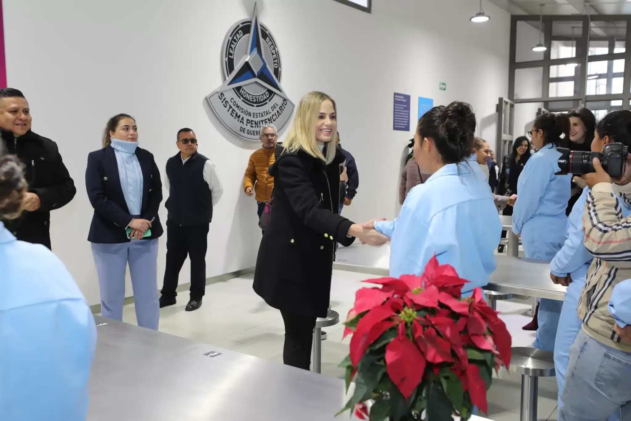  Inaugura Car Herrera nuevo comedor en el Centro Penitenciario Femenil