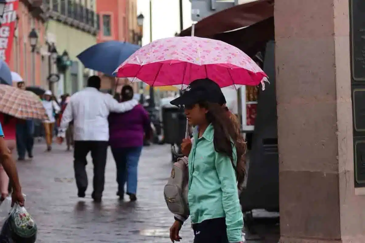  Lluvias Fuertes y Bajas Temperaturas Azotarán Querétaro Debido al Frente Frío Número 19