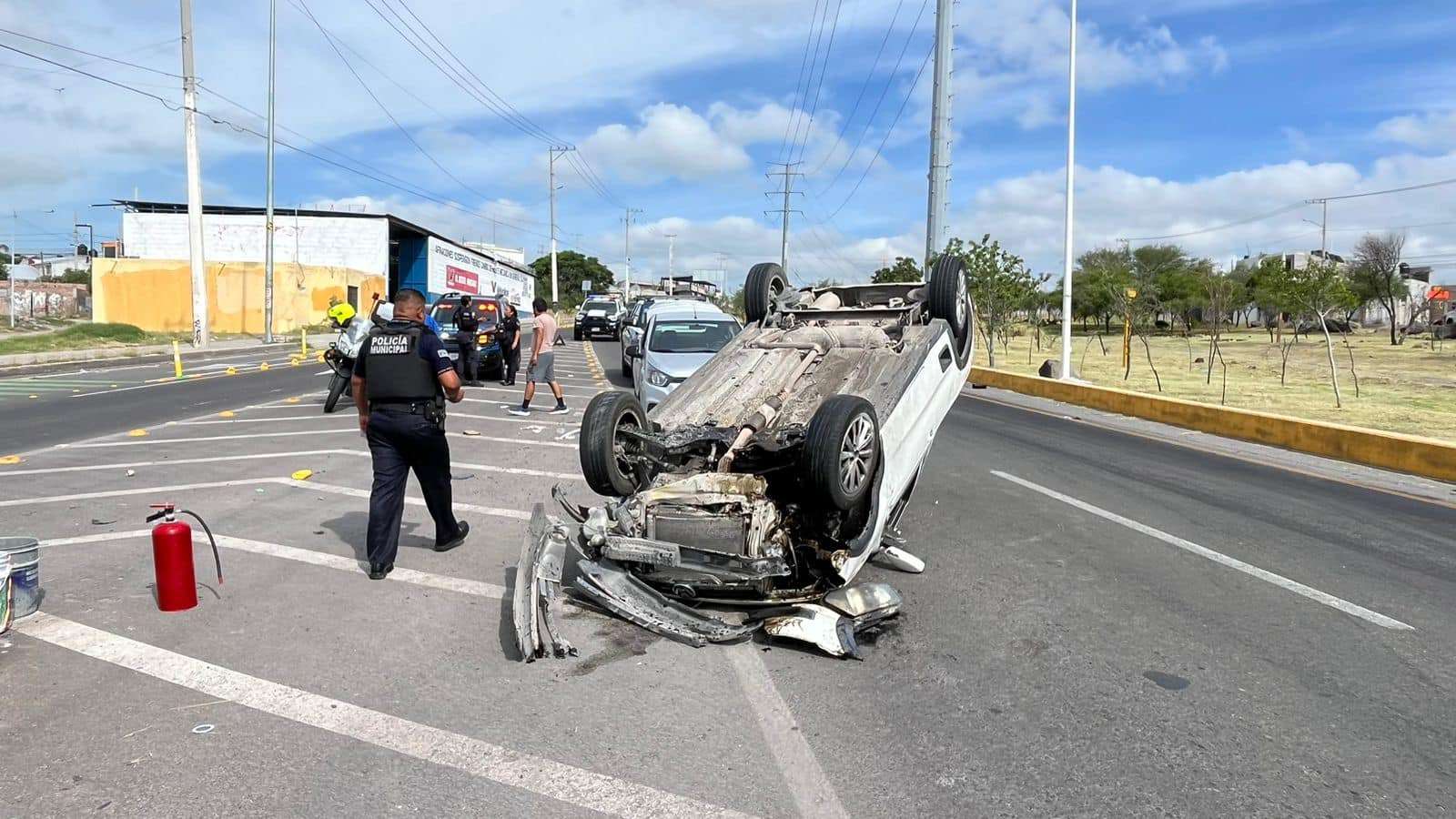 Choque y Volcadura en puente de&hellip;