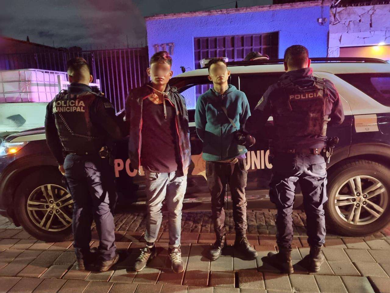 Detienen a Dos Sujetos por Robo&hellip;