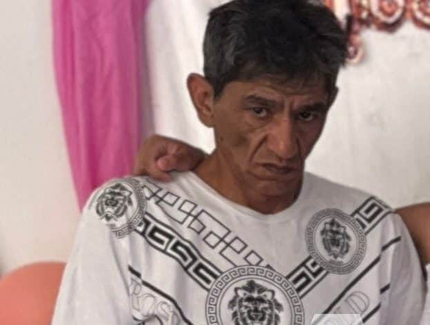 Un hombre APUÑALA a su EXESPOSA durante la FIESTA de XV años de su hija