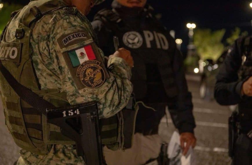 🚨 ¡TERROR EN JURIQUILLA! Detienen a adolescente por…
