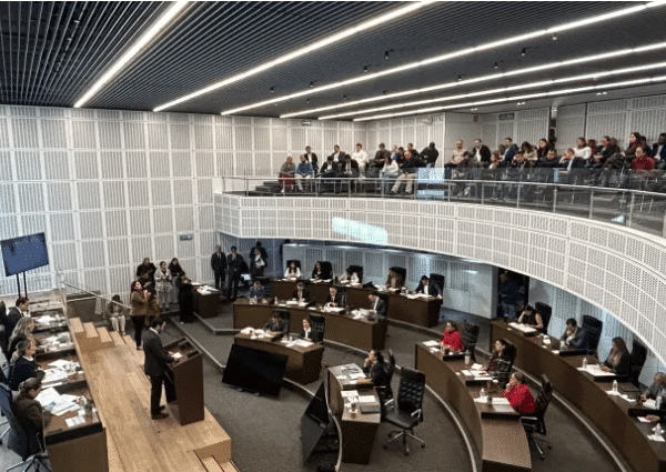 🚨 ¡ESCÁNDALO EN EL CONGRESO! 😱 Diputado acusa&hellip;