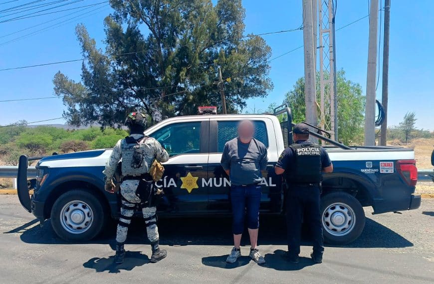 🚨😱 ¡LO CACHARON ESCONDIDO! Detienen a…