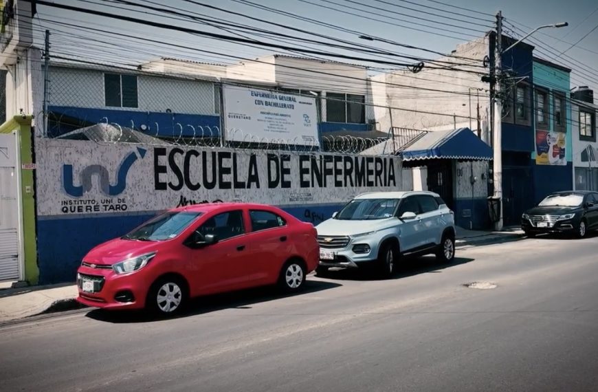 Más de 20 egresadas de enfermería…