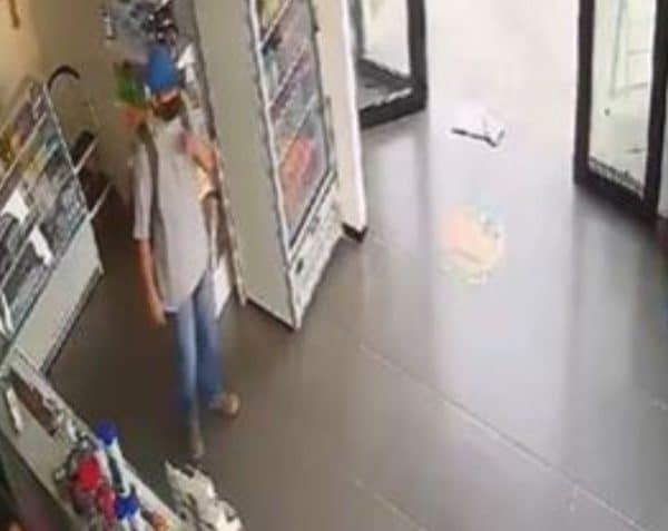 Captan a delincuente brincando de felicidad tras asaltar&hellip;