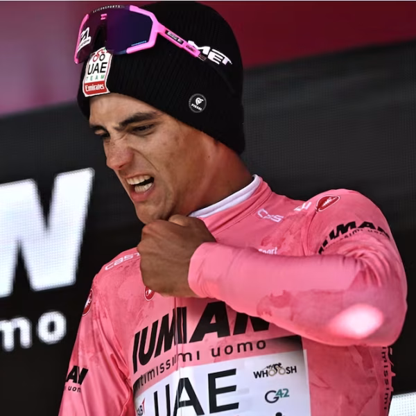 💔🚴‍♂️ ¡Se esfuma el sueño rosa! Isaac del…