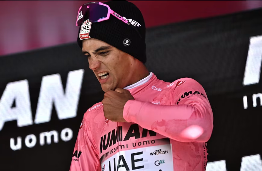 💔🚴‍♂️ ¡Se esfuma el sueño rosa!…