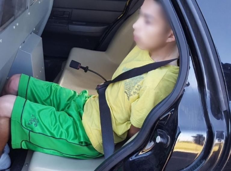 🚨👦🇺🇸 ¡Terror en Texas! Detienen a niño sicario…