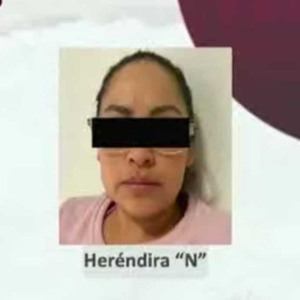 🚨 ¡Cae operadora clave del huachicol en Querétaro!…