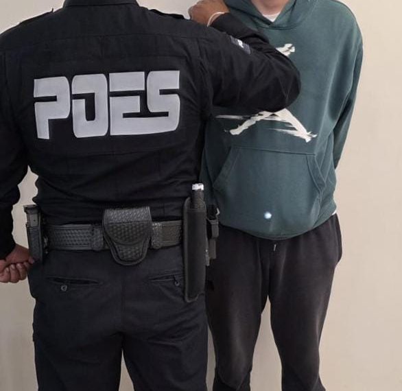 🚓💥 ¡Lo perseguían por exceso de…