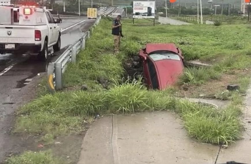 🚨 ¡QUERÉTARO BAJO AGUA Y DE LUTO! 🌧️💀…