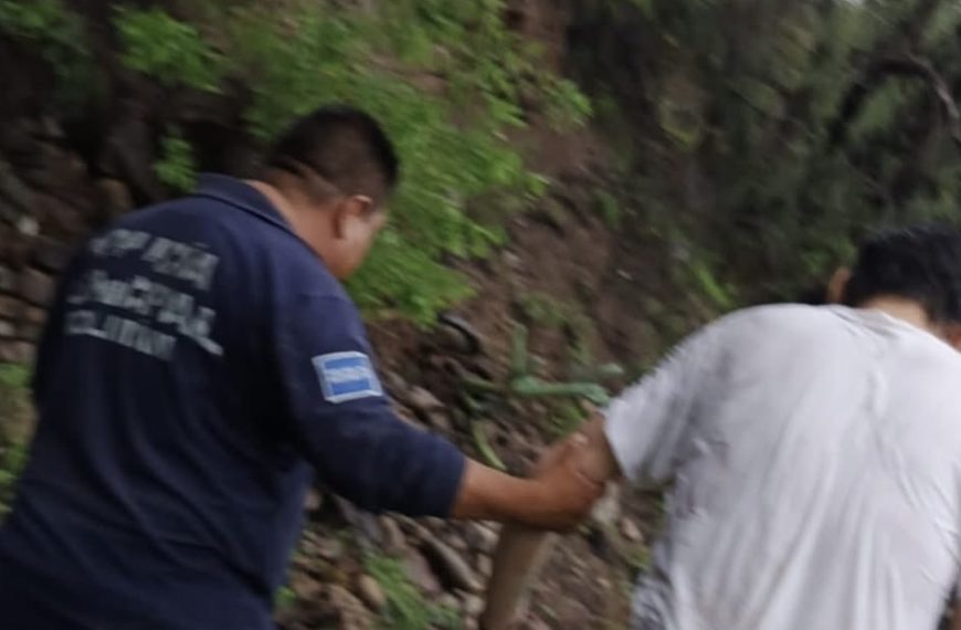 🚨 ¡MILAGRO EN TOLIMÁN! Hombre cae al río…
