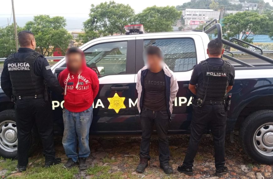 🚨 Captados y detenidos: Roban batería…