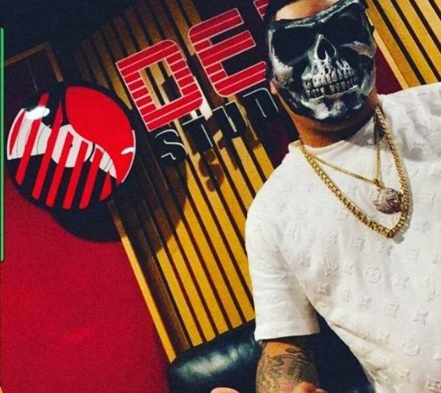 🎤💣 DEL ESCENARIO AL NARCO-LISTADO: EU sanciona a…