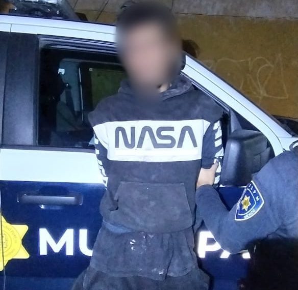 🚨🔒 ¡Lo cacharon en plena obra!…