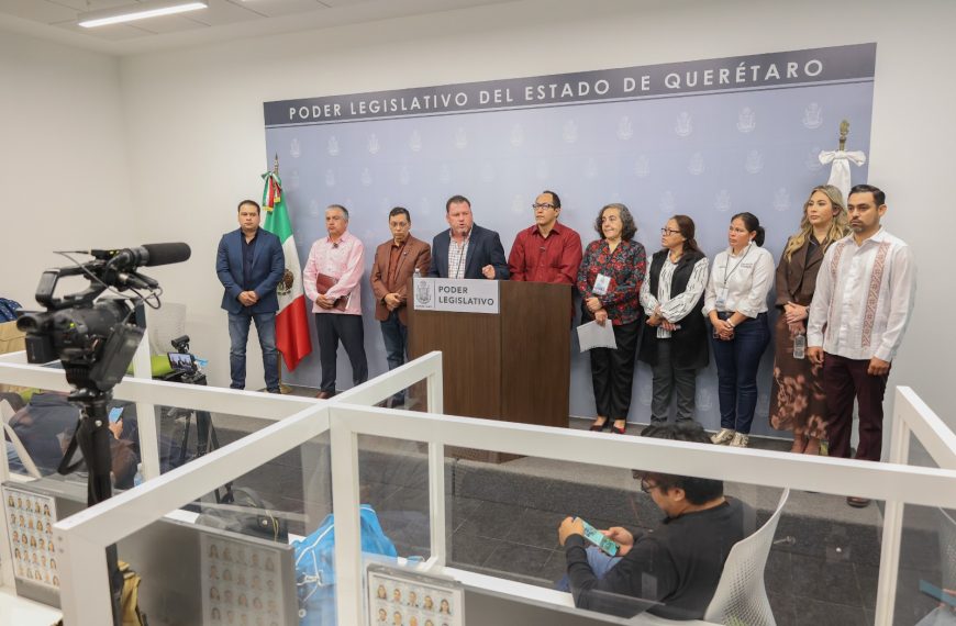 ⚡ Morena estalla contra el presidente…
