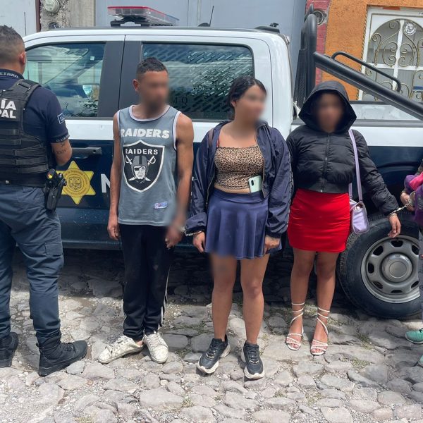 🚨🏍️ Caen en la Colonia Pedregal: detenido con…