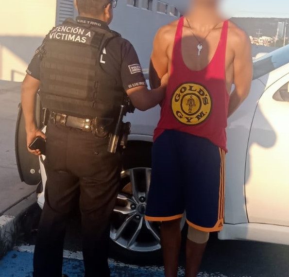 🚨🏠 Detienen a hombre con orden…