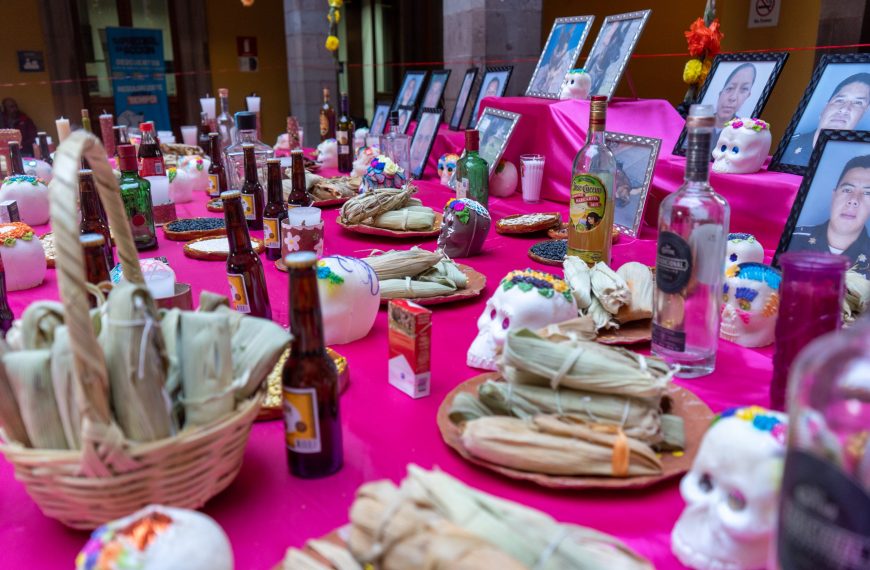 🕯️ SSPMQ rinde homenaje a policías…