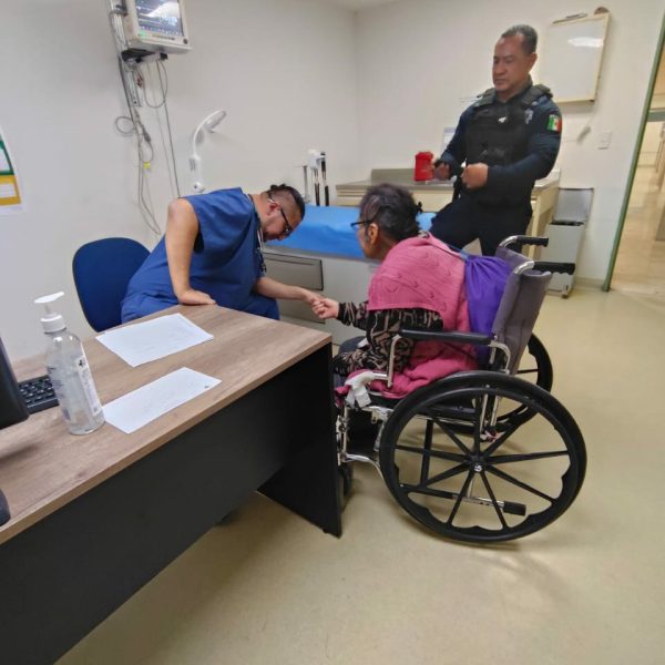💔👵 ¡INDIGNANTE! Abandonan a mujer de 81 años…