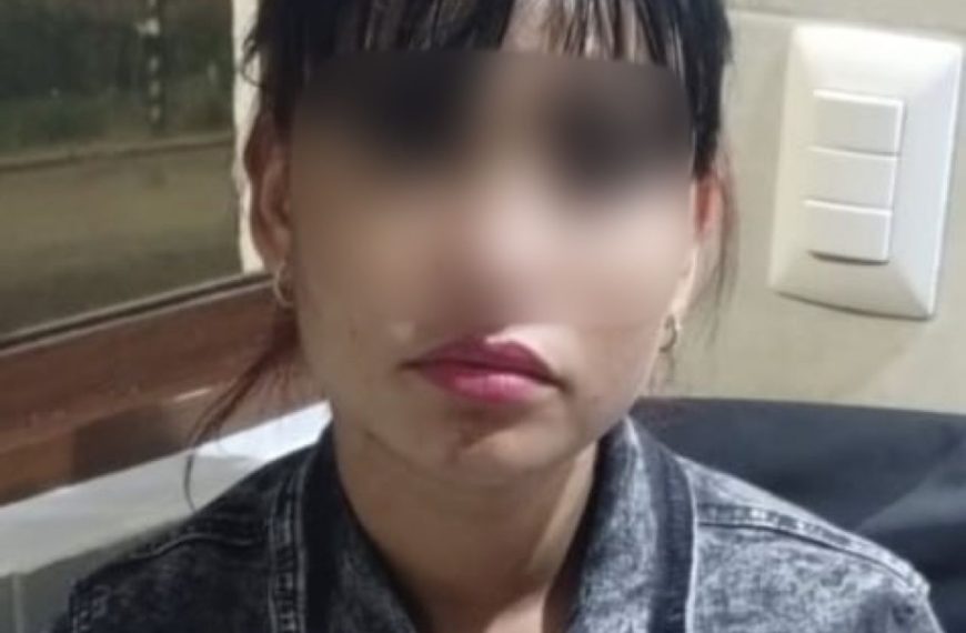 💰🚨 La contrató por redes para…