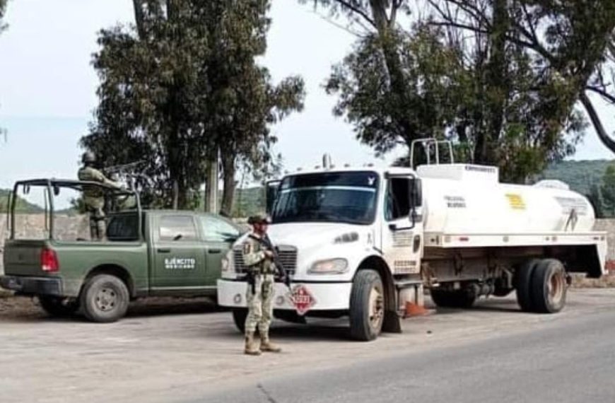 🚨 Cae “huachicolero” en Pedro Escobedo:…