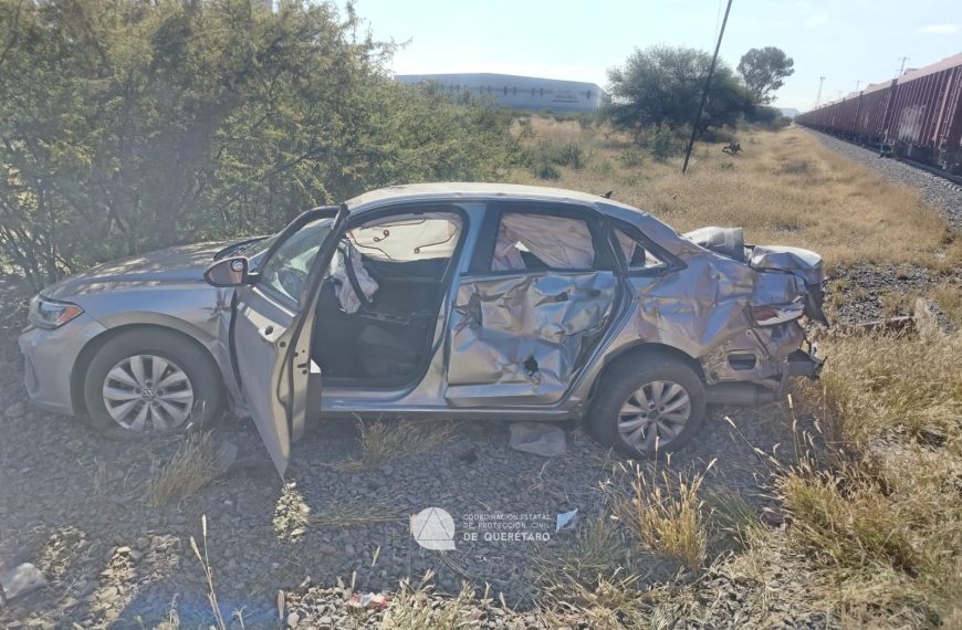 🚨 Intentaron ganarle al tren… pero…