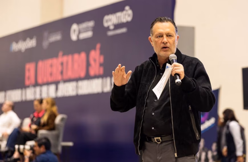 🔵 Kuri advierte al PAN no…