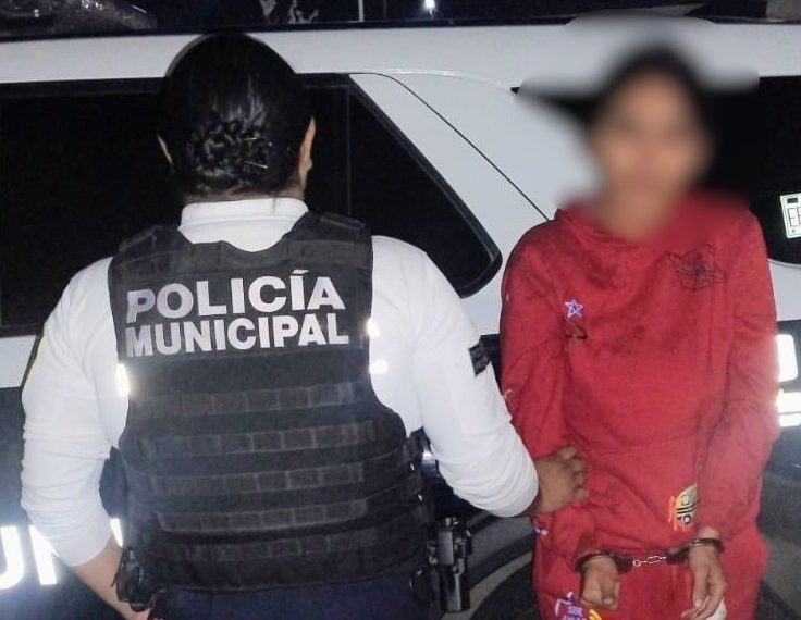 😱🚨 ¡Mujer fuera de control en…