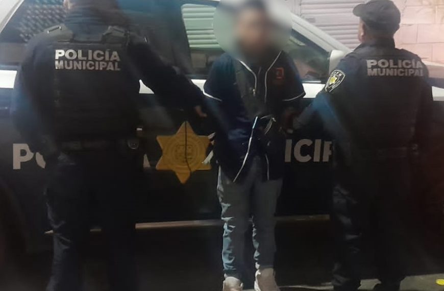 🚨👟 Vecino sorprende a ladrón robando…