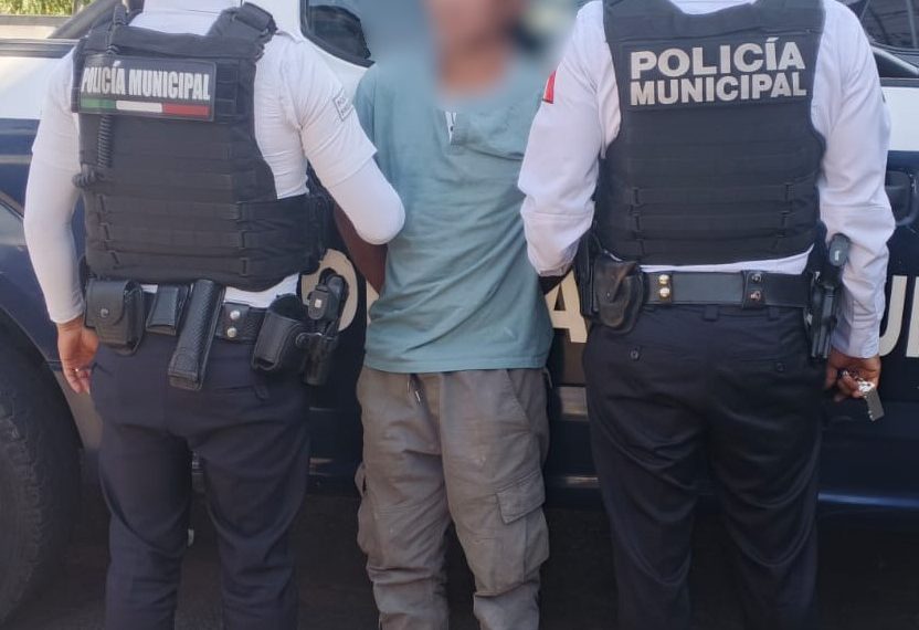 Policías de la SSPMQ recuperan camioneta…