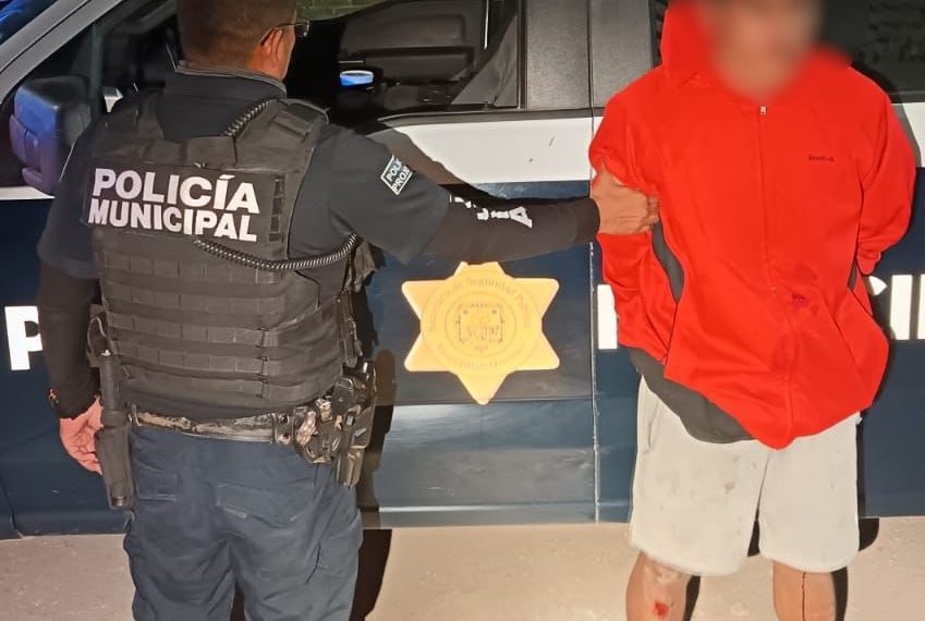 🚨🛑 Ladrón es sorprendido dentro de miscelánea en…