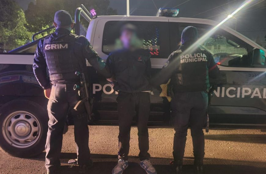 🚔🔫 Detienen a hombre en avenida…