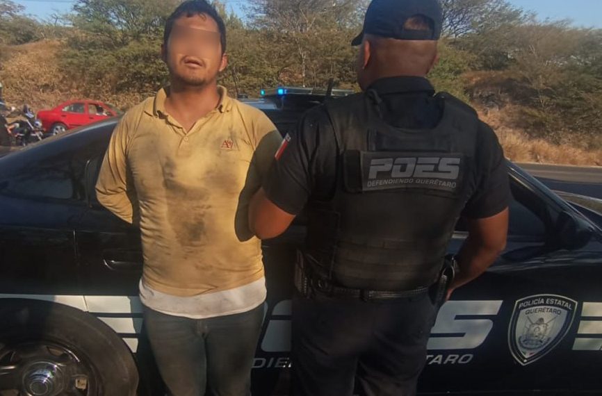 🚨⛽ Cae hombre y tractocamión cargado…