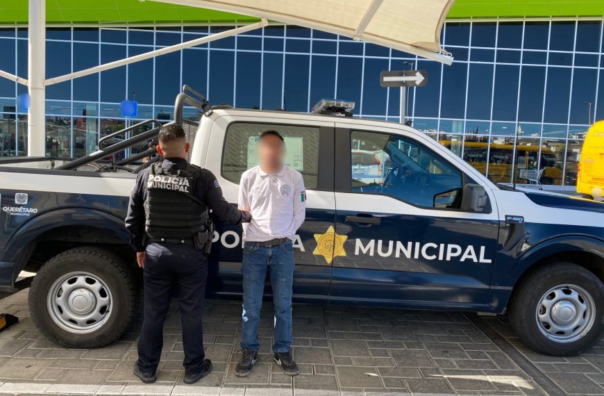 🚨 Detienen a hombre por presunto…