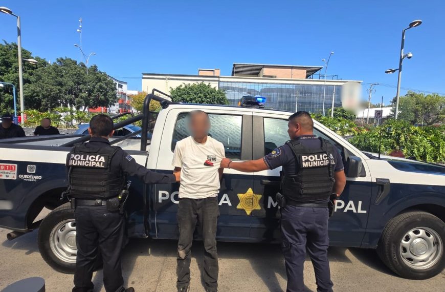 🚨👕 Intentó robar ropa en Plaza Puerta La…