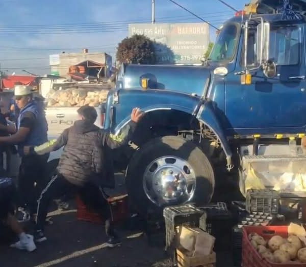 🚨⚠️ Riña en la Central de Abastos de&hellip;