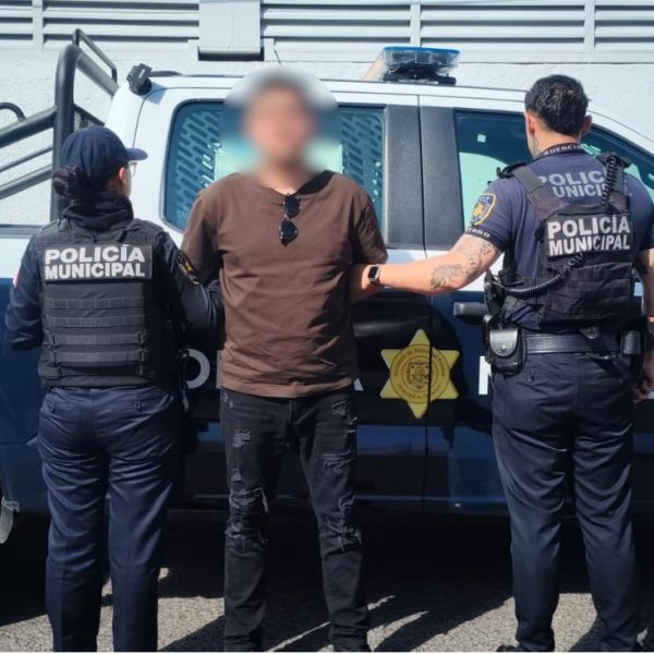 🚨 Lo sorprenden fumando sustancias tóxicas en avenida&hellip;