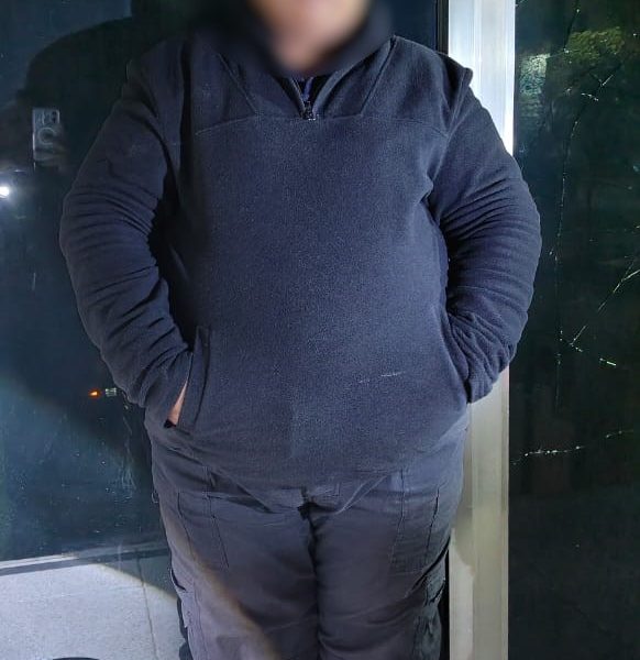 🚨🔨 Mujer es detenida tras causar daños en&hellip;