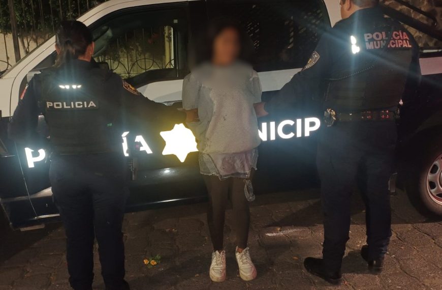 😱🚨 ¡VECINOS RETIENEN A MUJER SOSPECHOSA&hellip;