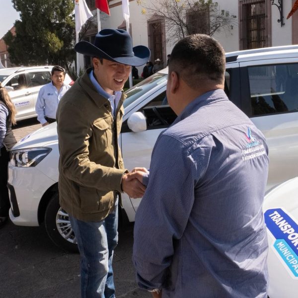 🚐✨ Rodrigo Monsalvo impulsa el transporte gratuito en…