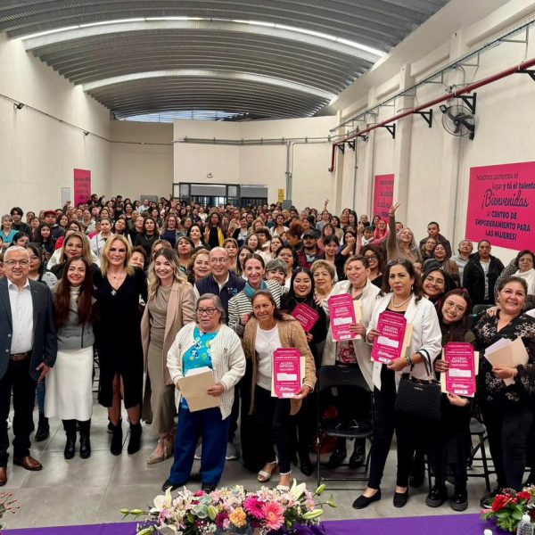 🎓✨ Concluyen 383 mujeres la primera generación del&hellip;
