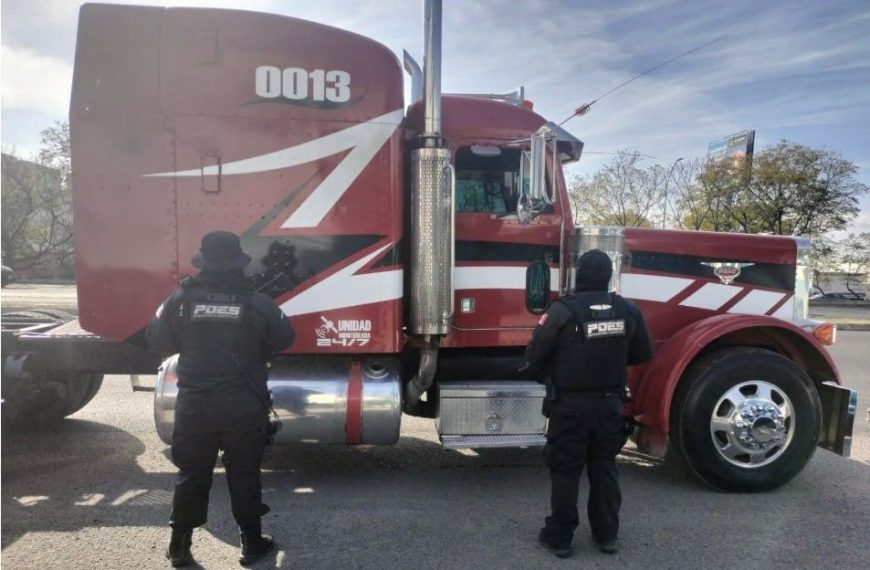 🚨🚛 Tecnología Rhino permite recuperar tractocamión&hellip;