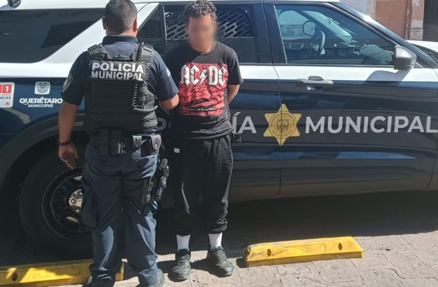 Ingresó a un negocio, causó daños&hellip;