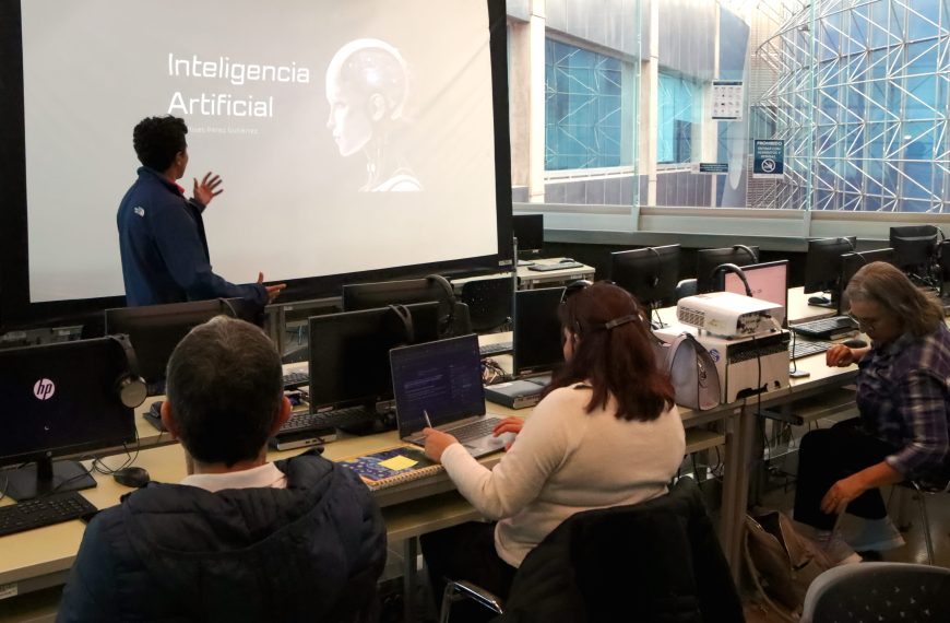 💻👨‍👩‍👧‍👦 Arrancan talleres gratuitos de informática&hellip;