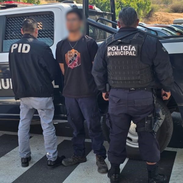 🚓⚖️ Actitud evasiva delata a sujeto con orden&hellip;