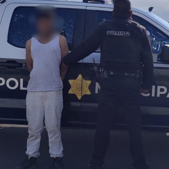 🏃‍♂️🚓 Lo sorprenden robando una refaccionaria&hellip;