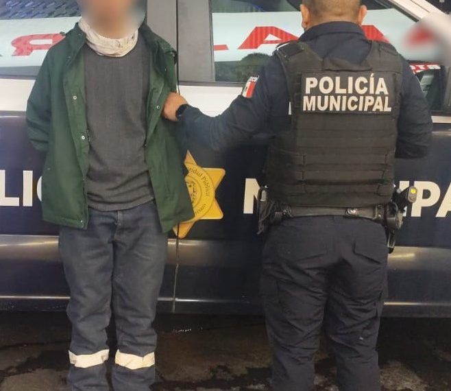 🚨💡 Captan en cámaras a sujeto robando luminarias&hellip;