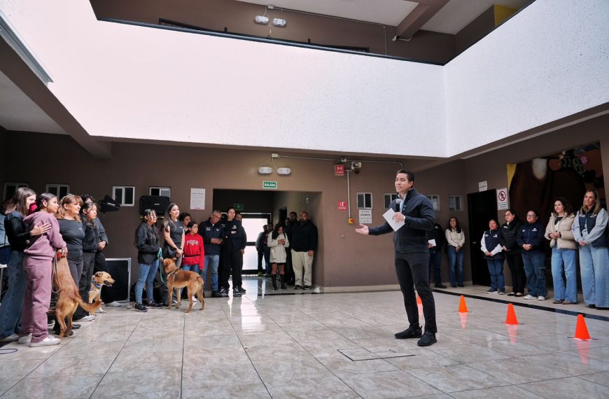 🐕🎓 Felifer Macías acude al cierre&hellip;